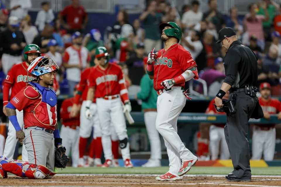 Sports Book Stuff World Baseball Classic Mexico comes back to beat